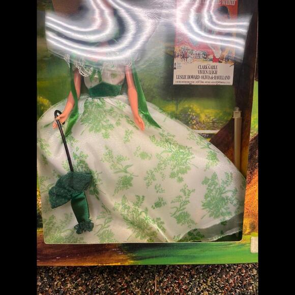 1994 GONE WITH THE WIND‎ HOLLYWOOD LEGENDS BARBIE SCARLETT O’HARA  WHITE DRESS - Picture 3 of 10